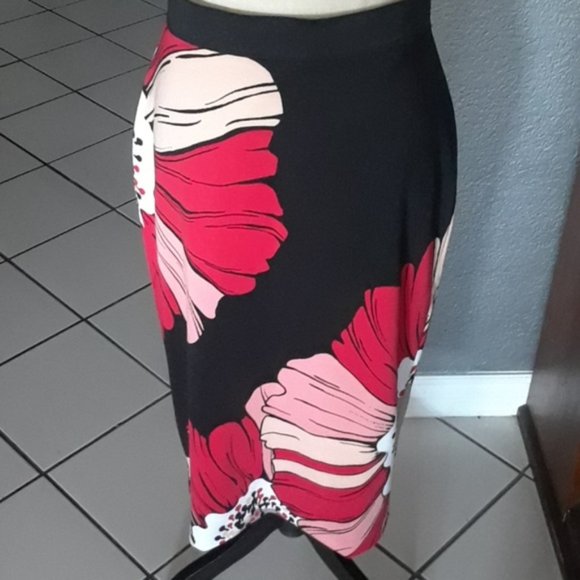 Alfani Flowered Skirt- NWT - Picture 3 of 5